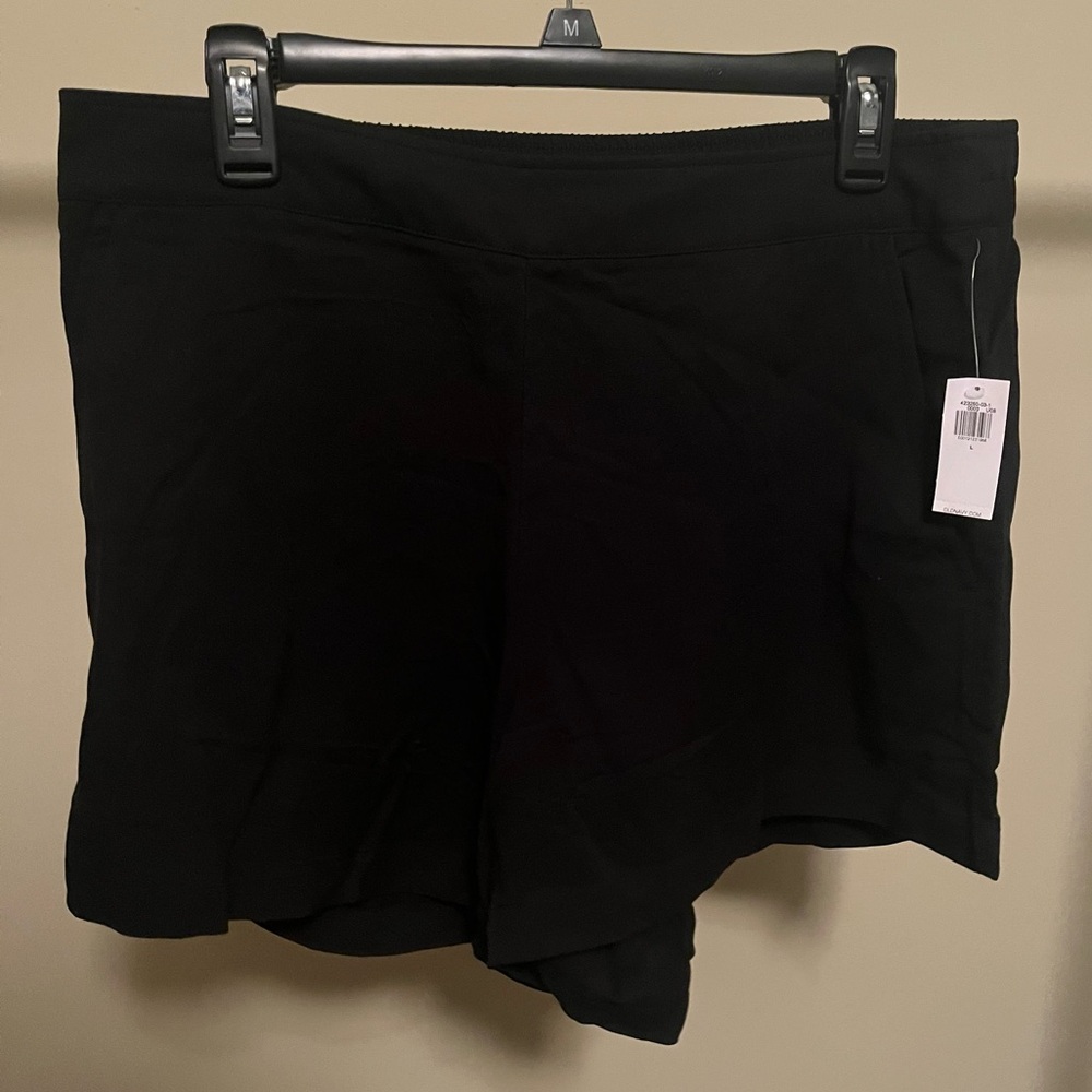 L Old Navy Women’s Shorts, NWT